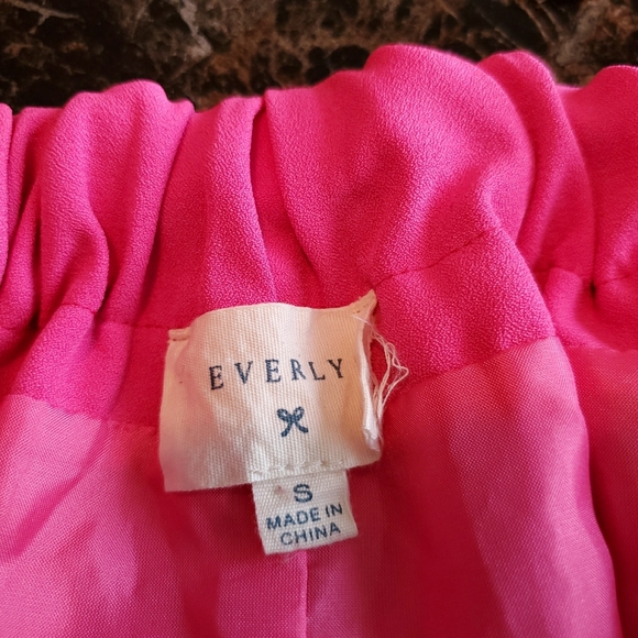 Anthropologie | Everly Hot Pink Pleated Mini Skirt - Picture 2 of 3
